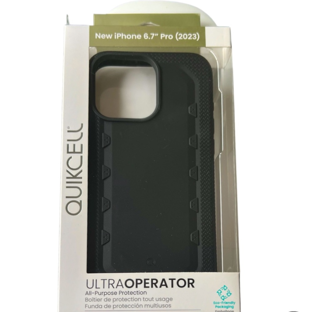 Black Case for iPhone 6.7" Pro (2023)